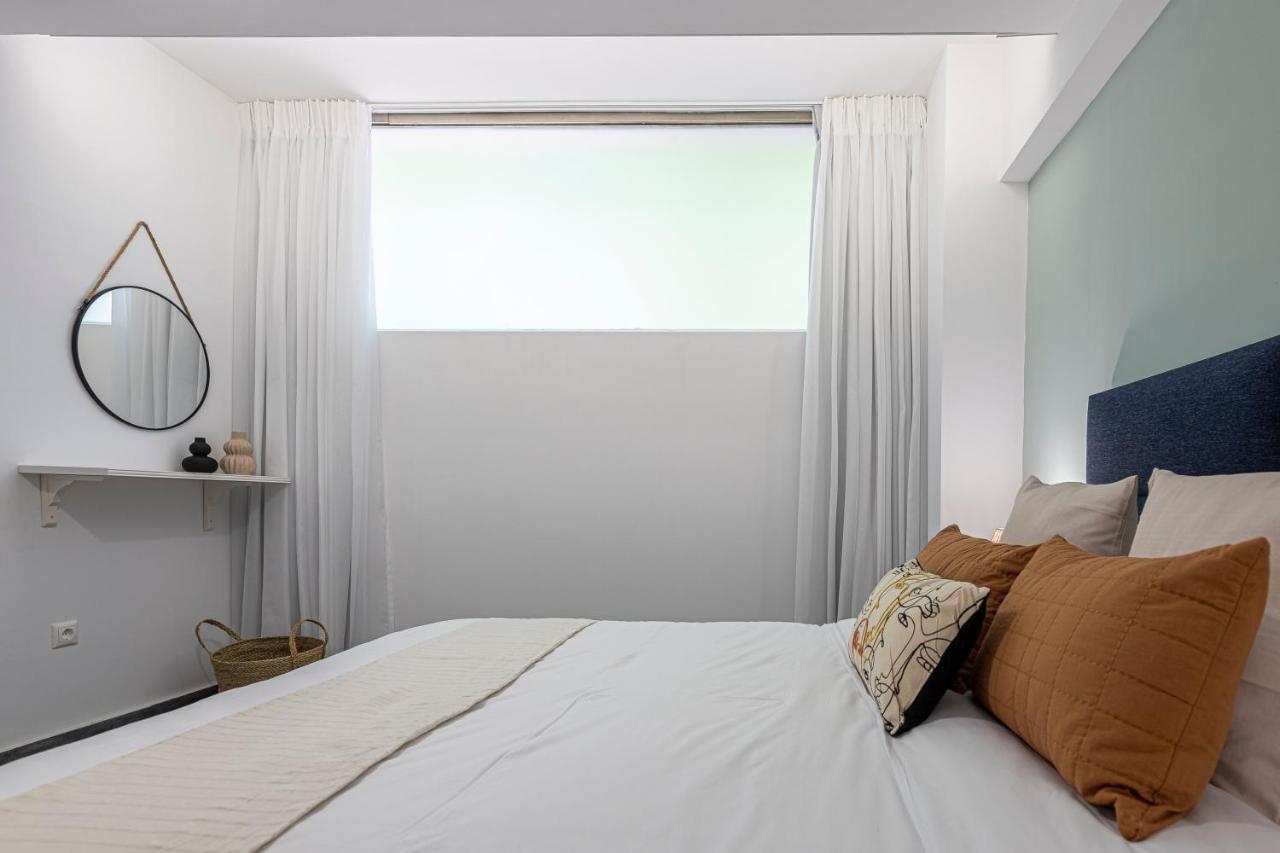 Phaedrus Living: City Center Luxury Flat Loukianou Atény Exteriér fotografie