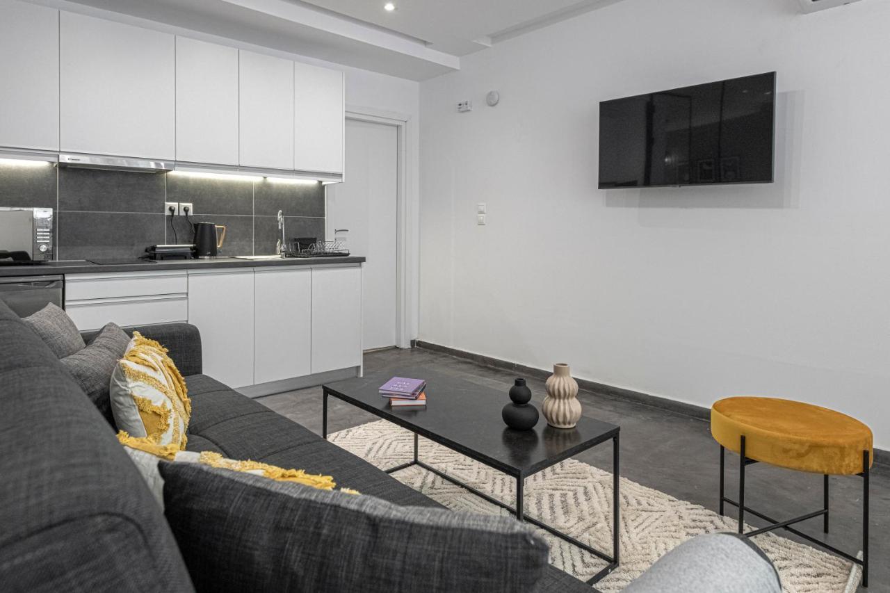 Phaedrus Living: City Center Luxury Flat Loukianou Atény Exteriér fotografie